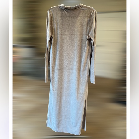 Gorgeous never worn duster - Picture 2 of 4